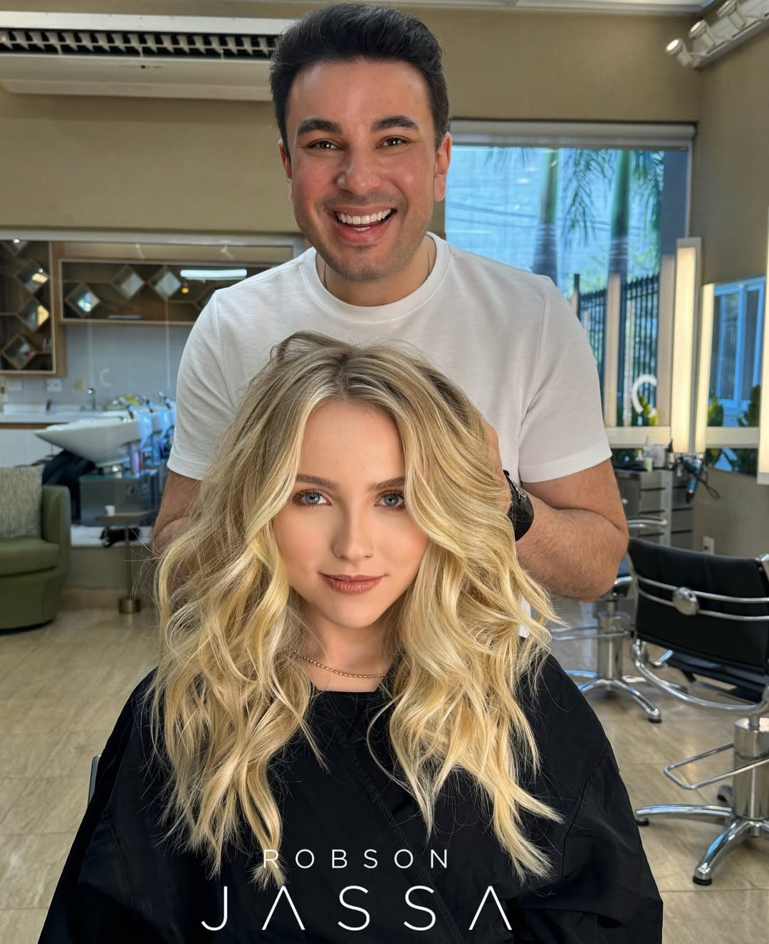 Snapins.ai_448094018_421184124091917_6688470487892739548_n_1080